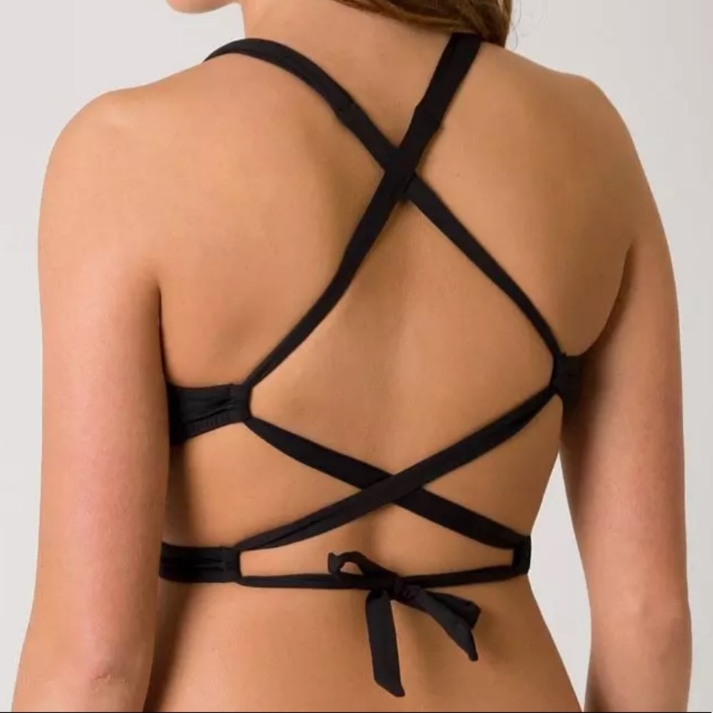 Becca Rebecca Virtue Color Code Convertible Strap Bikini Top in Black SZ M - Picture 2 of 4